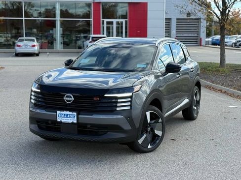 New 2026 Nissan Kicks SR w/ Cold Weather Package AWD/4WD image 9
