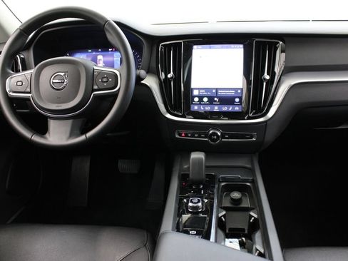 Certified 2024 Volvo S60 B5 Core FWD image 9