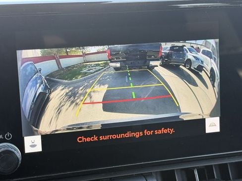 Used 2024 Toyota RAV4 XLE FWD image 18