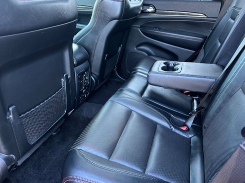 Used 2019 Jeep Grand Cherokee Trailhawk w/ Trailhawk Luxury Group image 12