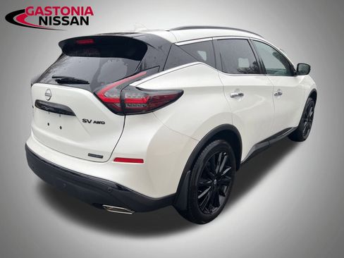 Used 2024 Nissan Murano SV w/ SV Midnight Edition Package image 15