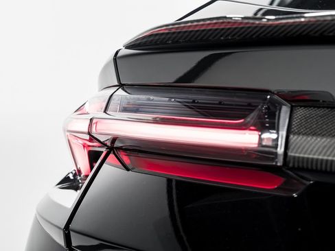 Used 2024 Lamborghini Urus Performante AWD/4WD image 63