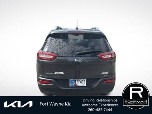 Used 2015 Jeep Cherokee Latitude w/ Comfort/Convenience Group FWD image 5