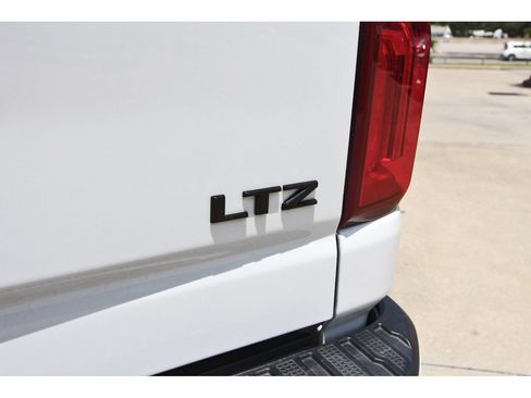 Used 2024 Chevrolet Silverado 2500 LTZ w/ LTZ Plus Package AWD/4WD image 8