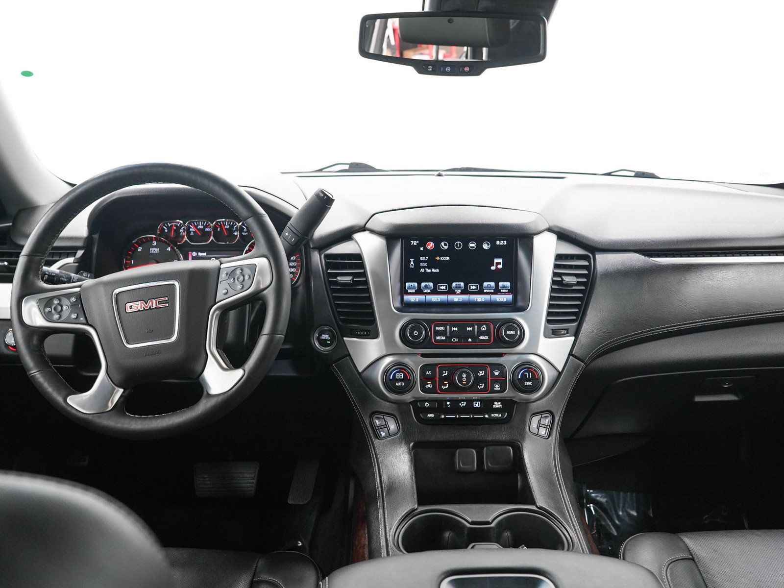 Used 2016 GMC Yukon SLT w/ Open Road Package AWD/4WD image 19