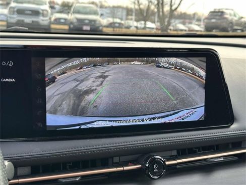 Used 2023 Nissan Ariya AWD image 21