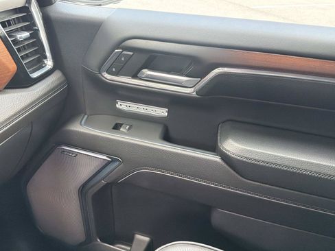 Used 2024 GMC Sierra 1500 Denali AWD/4WD image 23