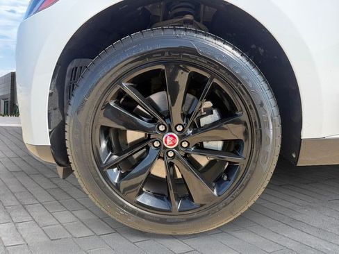 Used 2023 Jaguar F-PACE S AWD/4WD image 9