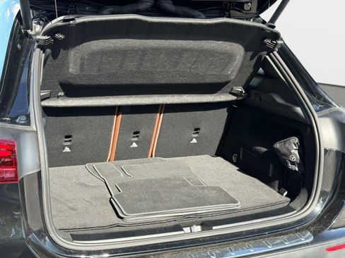 Used 2025 Mercedes-Benz GLA 35 AMG 4MATIC image 28