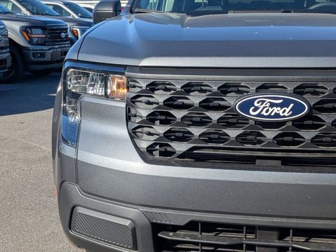 New 2025 Ford Maverick XL image 10