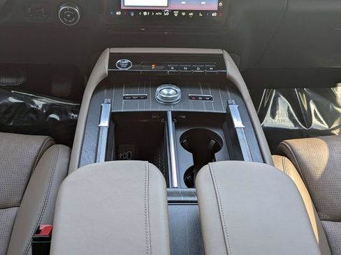 New 2026 Lincoln Navigator Black Label image 18