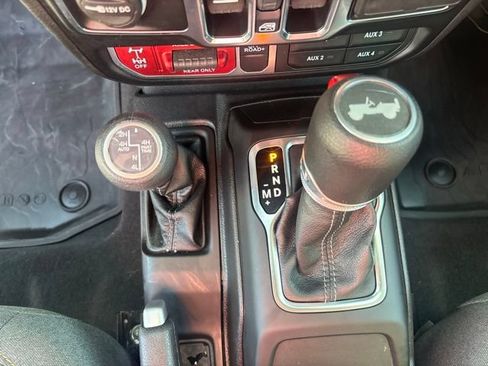 Used 2025 Jeep Wrangler Unlimited Sport S 4xe AWD/4WD image 37