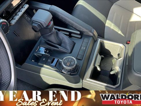 New 2025 Toyota Tacoma TRD Off-Road image 10
