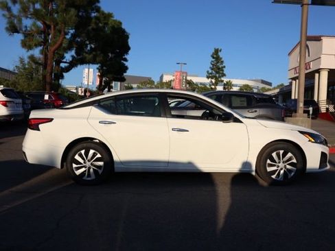 New 2025 Nissan Altima 2.5 S image 3