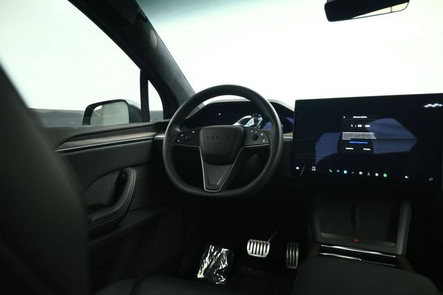 Used 2024 Tesla Model X AWD/4WD image 39