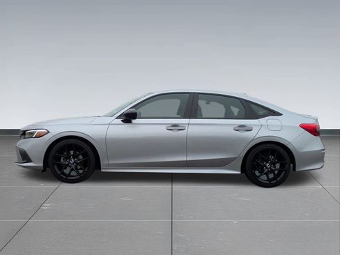 Certified 2024 Honda Civic Sport image 3