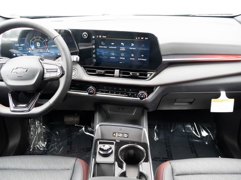 New 2026 Chevrolet Equinox RS w/ Safety and Technology Package AWD/4WD image 18