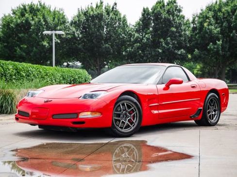Used 2001 Chevrolet Corvette Z06 w/ Memory Pkg RWD image 27