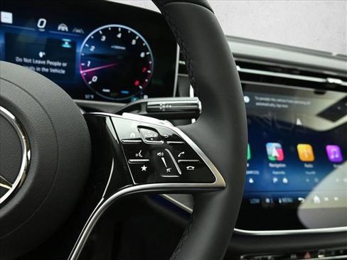 Certified 2026 Mercedes-Benz E 350 4MATIC Sedan image 15