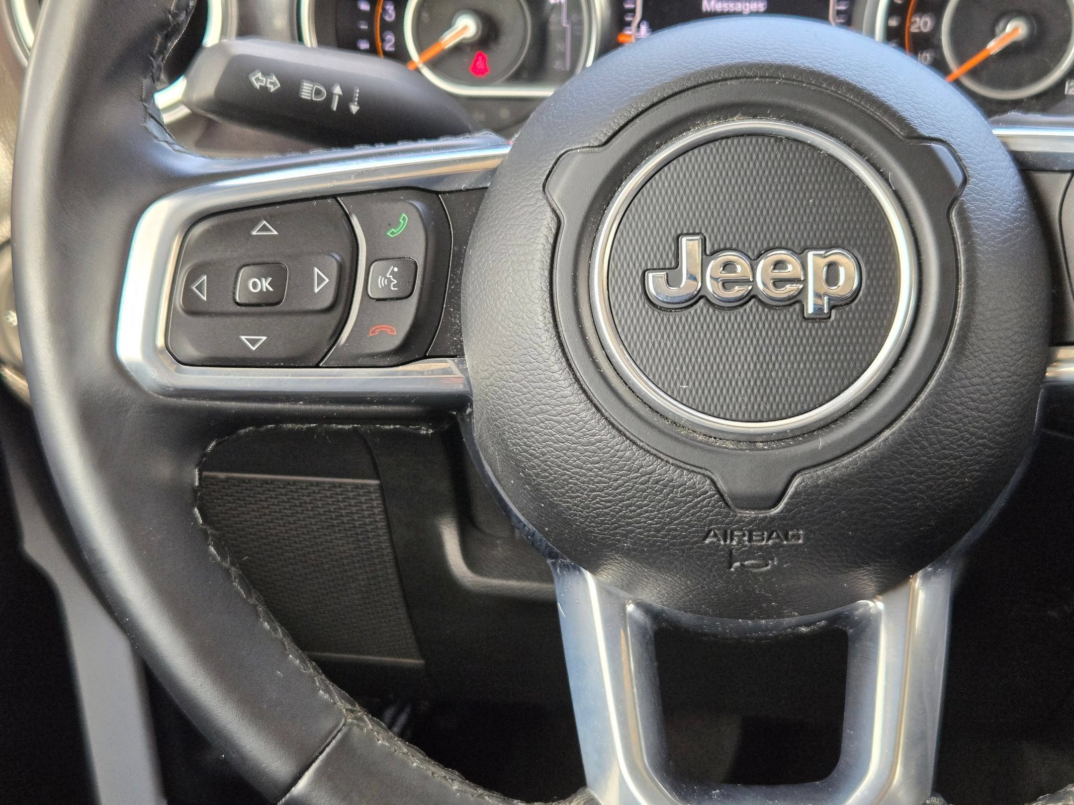 Used 2021 Jeep Wrangler Unlimited Sahara AWD/4WD image 21
