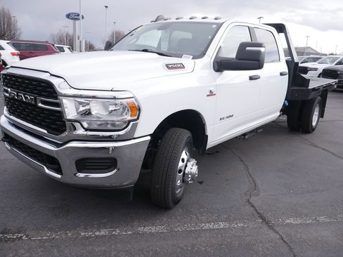 Used 2024 RAM 3500 SLT w/ Quick Order Package 2YG SLT image 4