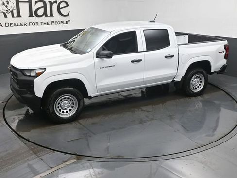 New 2026 Chevrolet Colorado W/T image 36