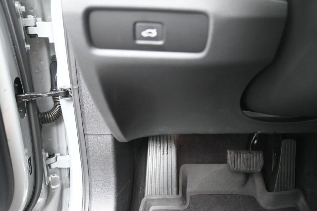Used 2024 Volvo S60 B5 Plus w/ Protection Package Premier FWD image 16