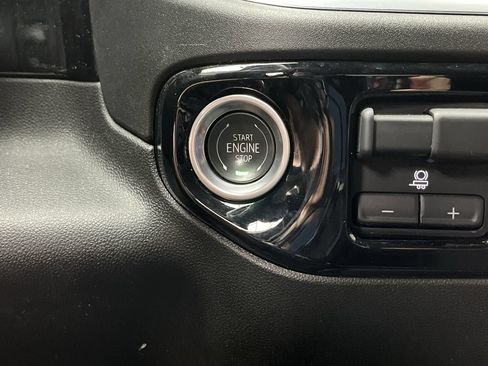 Used 2024 GMC Sierra 1500 Elevation w/ LPO, Elevation Black Package AWD/4WD image 23