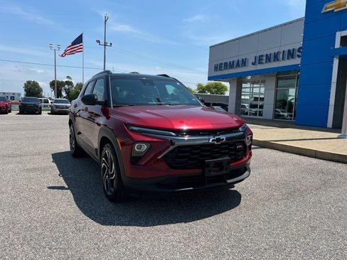 Certified 2024 Chevrolet TrailBlazer RS FWD image 1