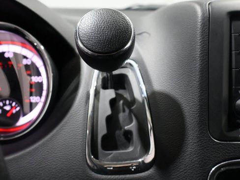 Certified 2020 Dodge Grand Caravan SE w/ UConnect Hands-Free Group image 30