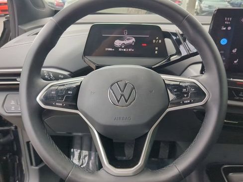 Certified 2023 Volkswagen ID.4 Pro S AWD/4WD image 32