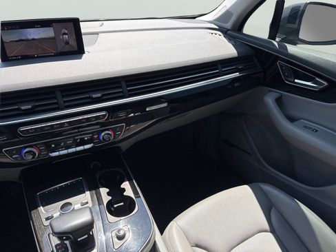 Used 2018 Audi Q7 3.0T Prestige AWD/4WD image 12