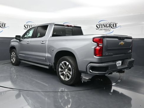 Used 2024 Chevrolet Silverado 1500 High Country w/ Technology Package AWD/4WD image 6