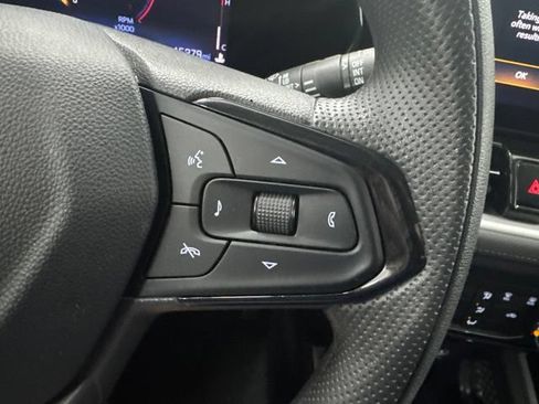 Used 2025 Chevrolet TrailBlazer LT AWD/4WD image 12