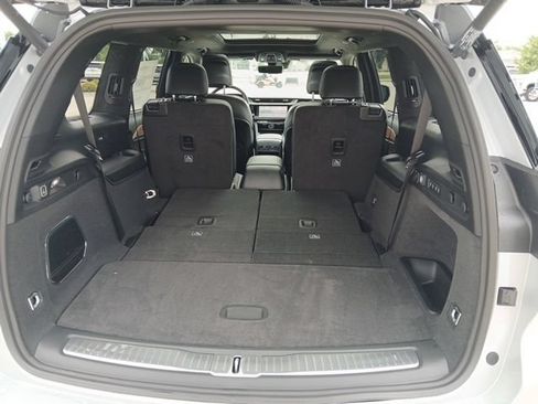 New 2026 Jeep Grand Cherokee L Summit w/ Advanced Protech Group IV AWD/4WD image 29