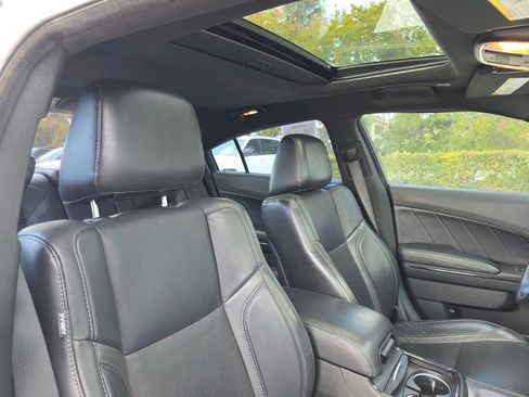 Used 2018 Dodge Charger SXT Plus w/ Quick Order Package 29J image 11