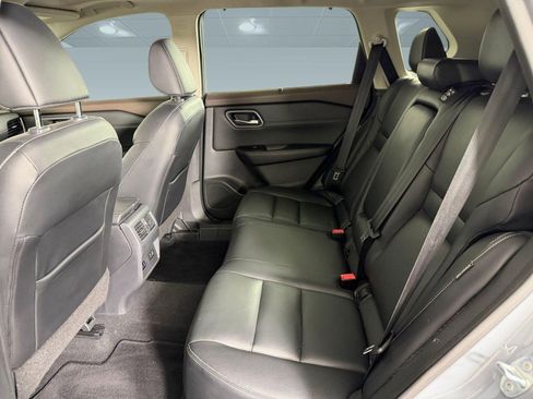 Used 2021 Nissan Rogue SL w/ Premium Package FWD image 11