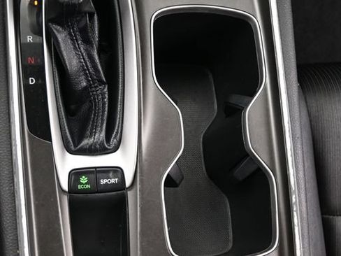 Used 2019 Honda Accord Sport image 16
