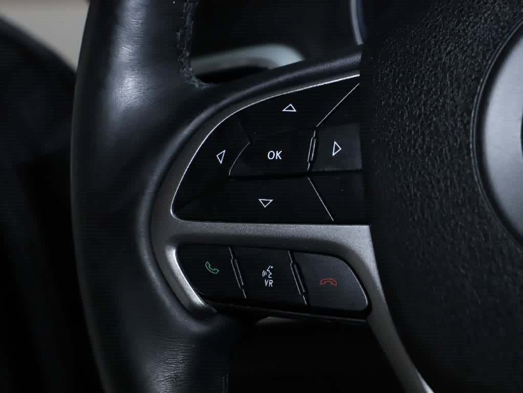 Used 2018 Jeep Grand Cherokee Limited AWD/4WD image 24