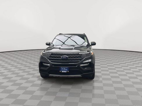 Certified 2023 Ford Explorer XLT w/ Equipment Group 202A AWD/4WD image 38