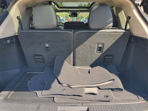 Used 2026 Acura MDX w/ Technology Package image 8