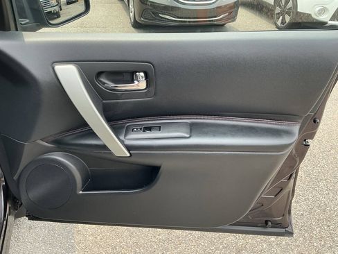 Used 2012 Nissan Rogue SL AWD/4WD image 25