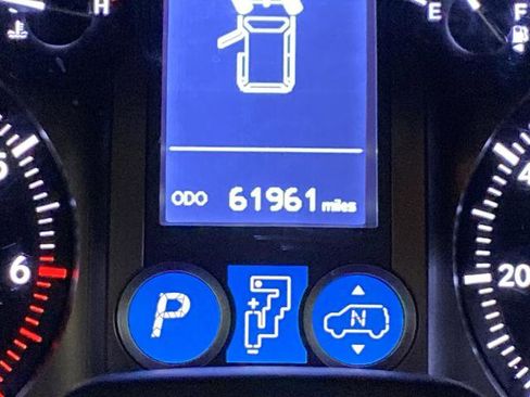 Used 2018 Lexus GX 460 Luxury image 6