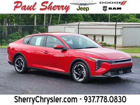 Used 2025 Kia K4 EX FWD image 1