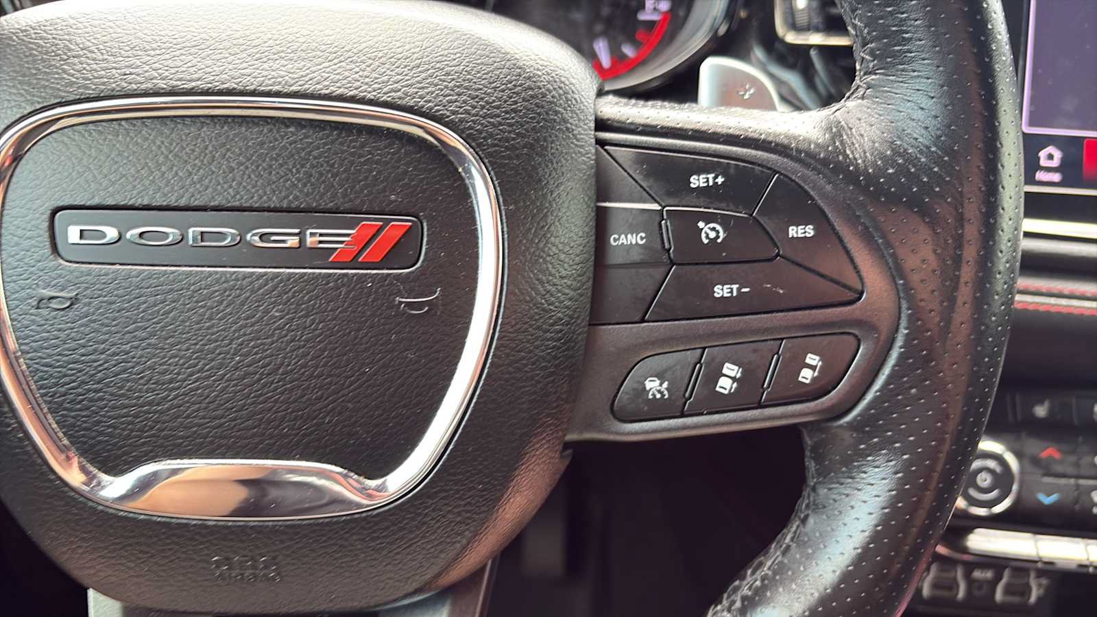 Used 2023 Dodge Durango R/T AWD/4WD image 10
