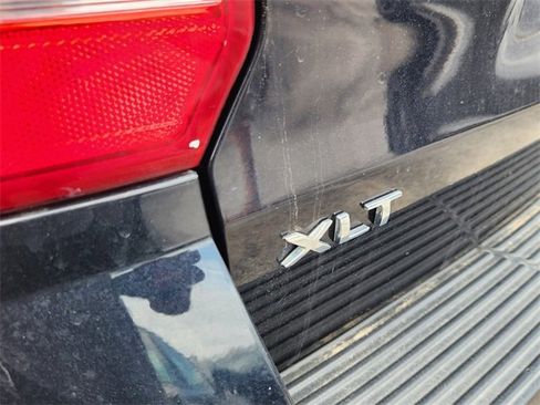 Used 2021 Ford Expedition XLT image 8