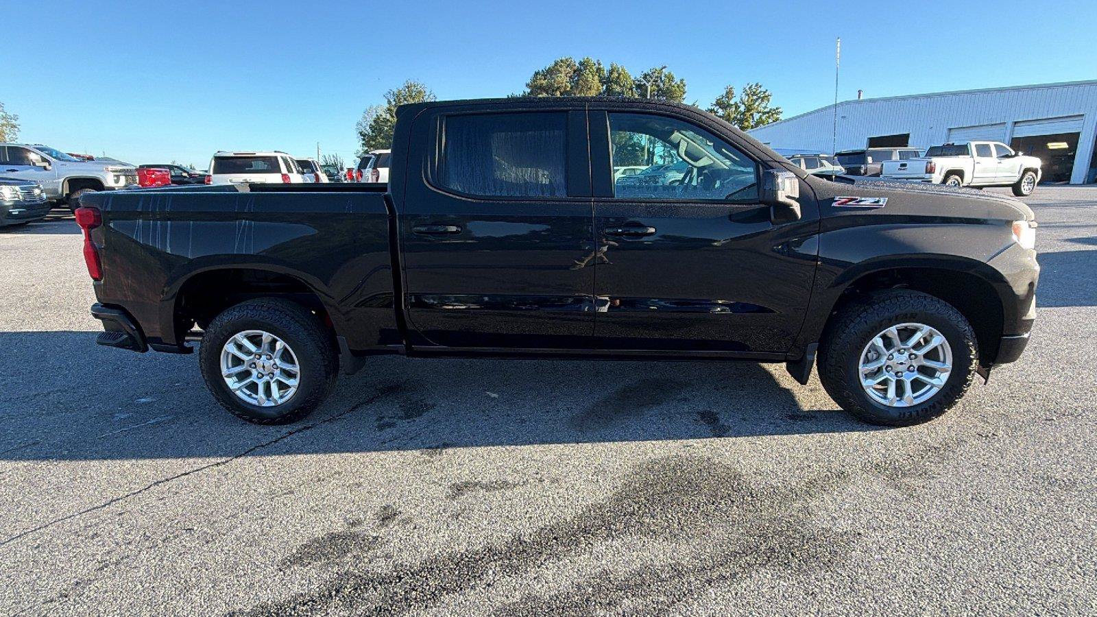 New 2026 Chevrolet Silverado 1500 RST w/ Convenience Package II AWD/4WD image 7