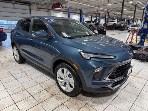 Certified 2024 Buick Encore GX Preferred w/ Comfort Package image 1