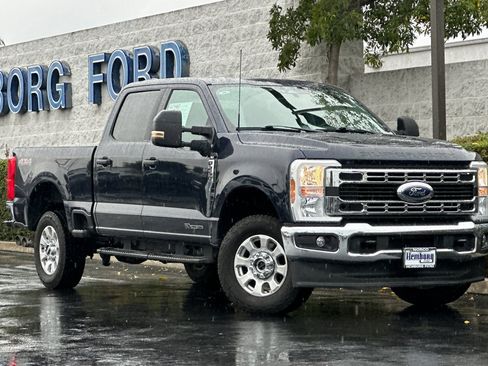 Used 2024 Ford F250 XLT image 2