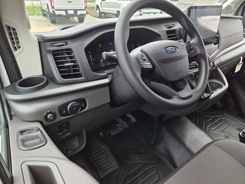 New 2026 Ford Transit 250 148 Medium Roof RWD image 40